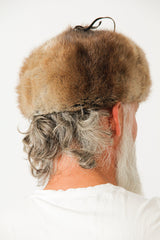 Herren Bisamkappe in bräunlich gemixt für den Winter