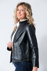 Kurzer Damen Lederbolero mit kleinen Stehkragen Lammnappa schwarz zweiwege Reißverschluss