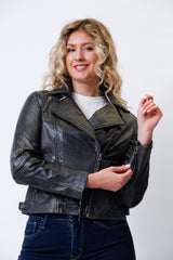 Kurze dunkelgraue Damen Bikerstyle Lederjacke aus weichen Lammnappa vintage Look