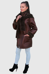 echte Damen Lammfelljacke zum wenden mit abnehmbarer Kapuze in braun
