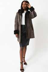 echte leichte gewachsene Damen Lammfelljacke mit Reißverschluss aus Merinofell, Einschubtasche