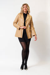 Schicker Damen Lederblazer in Lammnappa in camel zum Knöpfen