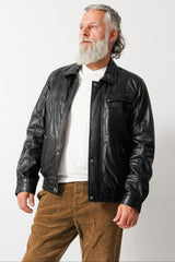 Kurzer Herren Lederblouson als Übergangsjacke aus Lammnappa in schwarz