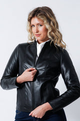 Kurzer Damen Lederbolero mit kleinen Stehkragen Lammnappa schwarz zweiwege Reißverschluss