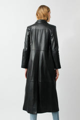 Damen Übergangsmantel aus Lammnappa schwarz tailliert mit Schlitz zum knöpfen