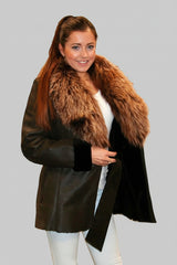 Lange Damen Lammfelljacke-Merino Lammfell braun Silberfuchskragen