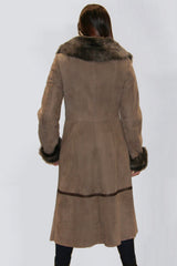 Damen Lammfellmantel mit großem Kragen