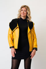 Damen kurz in Lammnappa mit Baumwollkapuze in gelb schwarz tailliert