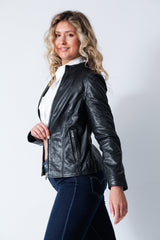 Kurze Damen Lederjacke in schwarz