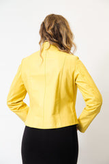 Kurze Damen Lederjacke in Lammnappa gelb mit Stehkragen und Reißverschluss