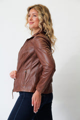 Kurze taillierte Damen Lederjacke in Lammnappa washed cognac ohne Wattierung