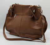 Größere Damenledertasche in cognac