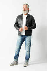 Zeitlose Herren Lederjacke aus Lammnappa in schwarz mit zwei Eingriffstaschen