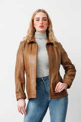 Kurze Damen Lederjacke tailliert aus Lammnappa in cognac mit Reißverschluss