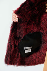 Halblange Damenlammfelljacke aus Volltoscana mit Kapuze tailliert in Schwarz Velour