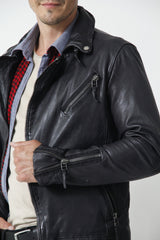 Kurze Herren Bikerstyle Lederjacke Schwarz in Lammnappa ohne Wattierung