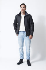 Kurze Herren Lammfelljacke in dunkel Grau mit Reißverswchluss aus Merinolamm