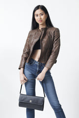 Edle schwarze Damen Leder Umhängtasche als Clutch in Rindnappa