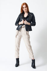 Damen Biker Lederjacke schwarz Lammnappa mit Steppnähte und viele Zipper