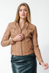 Kurze Damen Lederjacke aus Lammnappa Cognac im Vintage Look tailliert