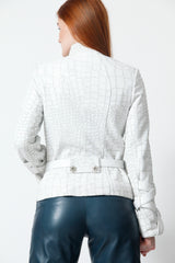 Kurze Damen Lederjacke Lammnappa mit Lasercut Weiß Stehkragen und Gürtel