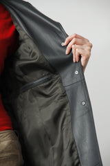 Dünner Damen Kurzmantel mit Gürtel aus Lammnappa in Graphit