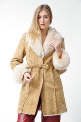 Lange Damen Lammfelljacke aus bester Qualität mit Gürtel und Toskana-Lammfell