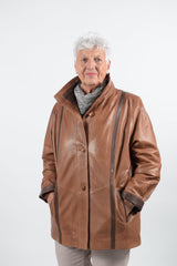 federleichte Damen Lederjacke aus Lammnappa in Mais mit Braun abgesetzt