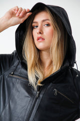 Sportliche Damen Lederjacke aus Lammnappa schwarz mit Kapuze