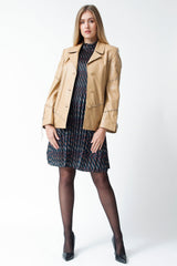 Eleganter Damen Lederblazer aus Lammnappa in camel tailliert zum knöpfen