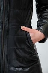 Gesteppter Damen Lederparka aus Soft Lammnappa in schwarz mit Kapuze