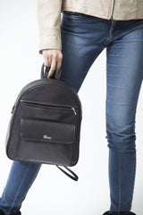 Damen Rucksack aus weichem Rindleder in dunkelbraun mit Funktionstaschen