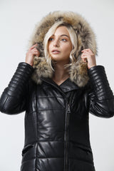 Exklusive längere Damenlederjacke schwarz feinste Qualität Echtpelzbesatz aus Finnraccoon