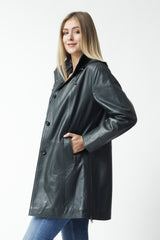 Damenkurzmantel mit abnehmbarer Kapuze in Lammnappa Petrol mit schwarz abgesetzt