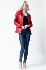 Kurze duenne Damen Lederjacke aus Lammnappa rot tailliert ohne Wattierung