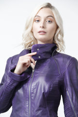 Exklusive kurze Damen Lederjacke 1A Lammnappa Lila tailliert mit Stehkragen