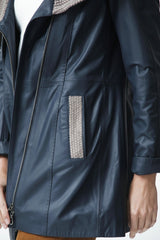 Damen Lederjacke tailliert in Lammnappa blau/beige mit Kapuze gestrickt