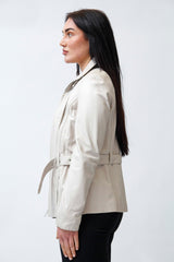 Halblange taillierte Damen Lederjacke mit Gürtel aus echtem Lammnappa beige