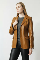 Längerer Damen Leder-Blazer in Lammnappa ohne Quernähte in cognac