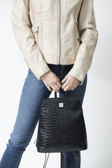 Edler Rucksack aus Rindseder in schwarz mit Croco Optik