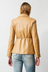 Eleganter Damen Lederblazer in camel aus Lammnappa mit Gürtel