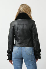 trendige Damen Lederjacke schwarz mit Lammfellkragen und Stulpen