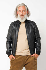 Kurze Herren College Lederjacke aus Lammnappa in schwarz mit Stoffbündchen