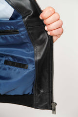 Kurze Herren College Lederjacke aus Lammnappa in schwarz mit Stoffbündchen