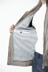 Herren Lederjacke Lammnappa in Taupe hochschließbar mit Brusttaschen und Reißverschluss