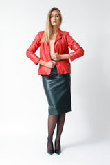 Kurze taillierte Damen Lederjacke aus Lammnappa in rot vintage look