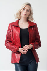Kurze duenne Damen Lederjacke aus Lammnappa rot tailliert ohne Wattierung