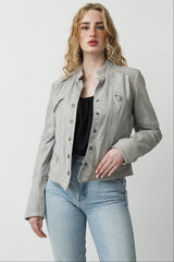 Kurze Damen Lederjacke aus Lammnappa in Ice Blue mit Stehkragen