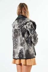 Lange Damen Lederjacke Lammnappa zum wenden mit Schalkapuze im Printdesign