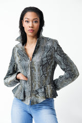 Kurze Damen Lederjacke tailliert mit Animalprint als Schlangenmuster aus Lammnappa
